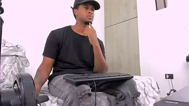 Snapshot of jack_crawfortt chatting on 03-19-25, 04:02 jack crawfortt online show from 03-19-25, 04:02