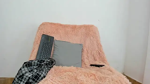 Snapshot of jack_crawfortt chatting on 11-11-25, 02:17 jack crawfortt online show from 11-11-25, 02:17