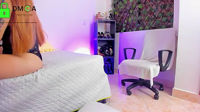 Snapshot of kathryn07 chatting on 03-10-26, 11:48 kathryn07 online show from 03-10-26, 11:48