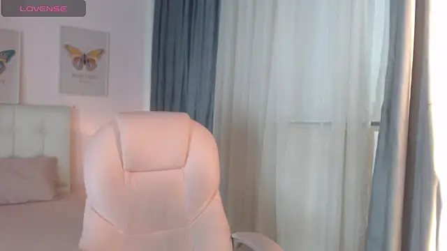 Snapshot of liss_black chatting on 03-08-25, 03:56 liss black online show from 03-08-25, 03:56