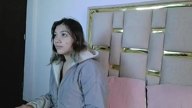 nina carther online show from 11-22-25, 11:20