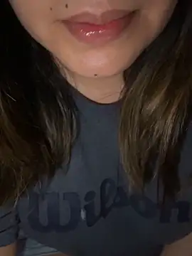 Snapshot of hannahcdmx chatting on 05-19-26, 04:19 hannahcdmx online show from 05-19-26, 04:19