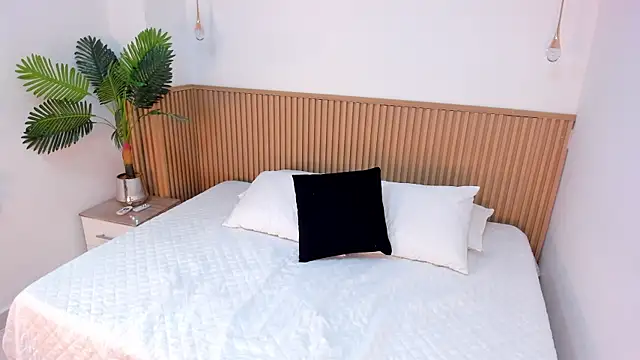 Jasmin evano29 online show from 04-22-26, 05:25