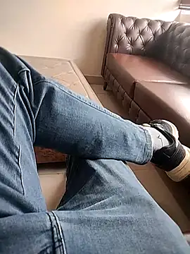 Delhi28 online show from 07-18-26, 05:33