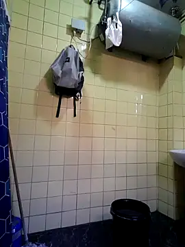 Snapshot of Polygamist chatting on 03-29-26, 07:19 Polygamist online show from 03-29-26, 07:19