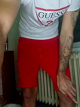 Snapshot of boysexy350 chatting on 11-14-25, 04:17 boysexy350 online show from 11-14-25, 04:17