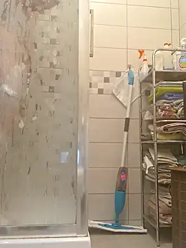 Snapshot of boysexy350 chatting on 12-22-25, 12:51 boysexy350 online show from 12-22-25, 12:51