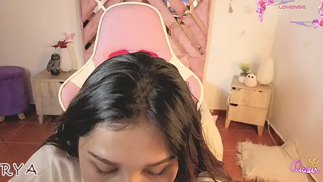 Snapshot of Diosa-afrodita chatting on 01-15-26, 04:17 Diosa-afrodita online show from 01-15-26, 04:17