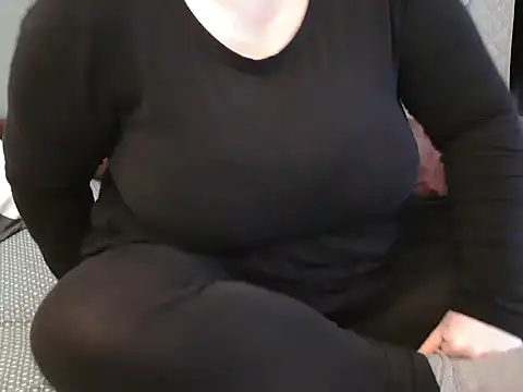 MarthaBriest online show from 03-04-25, 06:37