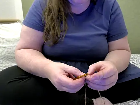 MarthaBriest online show from 11-04-25, 05:23