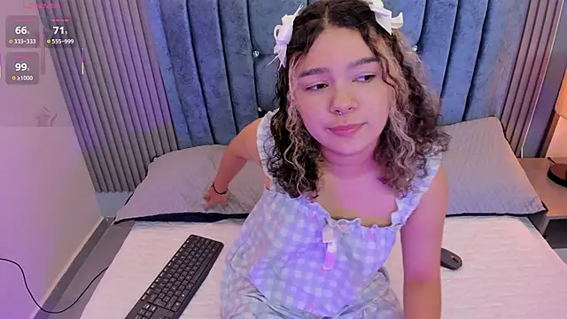 pretty sunlight  online show from 06-21-26, 11:51