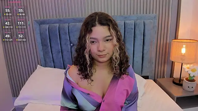 pretty sunlight  online show from 06-26-26, 01:32