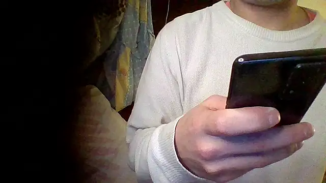 Snapshot of Joealex- chatting on 03-09-26, 09:24 Joealex- online show from 03-09-26, 09:24