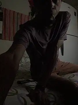 Johnras121 online show from 12-20-25, 04:19