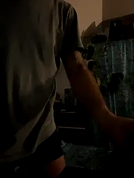 Snapshot of lucboyslam chatting on 11-28-25, 04:26 lucboyslam online show from 11-28-25, 04:26