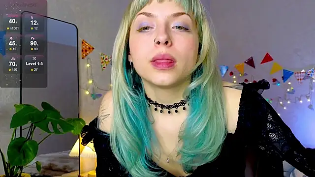 lavenderluxe online show from 11-17-25, 12:00