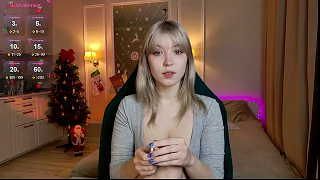 Snapshot of twinkle_toes_ chatting on 12-16-25, 02:55 twinkle toes online show from 12-16-25, 02:55