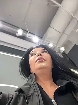 Tisha Busty online show from 04-27-26, 01:42