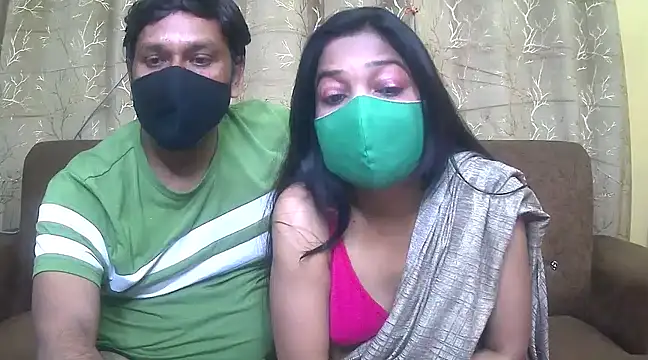 Snapshot of HottestSonya chatting on 02-11-25, 06:44 HottestSonya online show from 02-11-25, 06:44