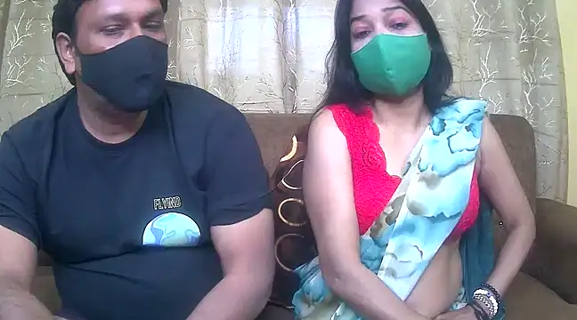 Snapshot of HottestSonya chatting on 02-15-25, 10:00 HottestSonya online show from 02-15-25, 10:00