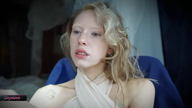  Phantom thread  online show from 10-13-25, 10:04