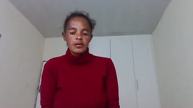 Snapshot of sweets_80 chatting on 11-12-25, 02:50 sweets 80 online show from 11-12-25, 02:50