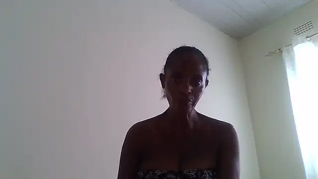 Snapshot of sweets_80 chatting on 02-16-26, 09:27 sweets 80 online show from 02-16-26, 09:27