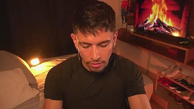 Aaronfox x online show from 06-09-26, 11:38