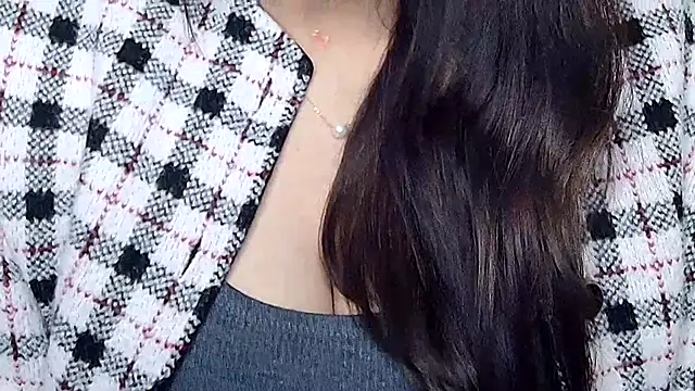 MIss-Naina online show from 12-21-25, 07:43