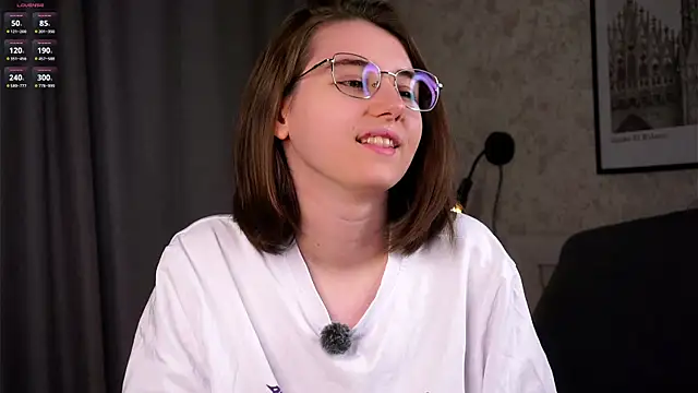 Snapshot of MeghanElson chatting on 06-20-26, 03:53 MeghanElson online show from 06-20-26, 03:53