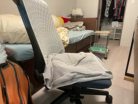 Snapshot of loinclothgay chatting on 12-16-24, 10:45 loinclothgay online show from 12-16-24, 10:45