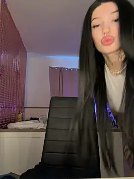 Snapshot of madelinexx chatting on 01-09-26, 09:01 madelinexx online show from 01-09-26, 09:01