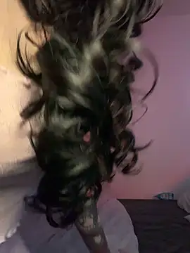 Snapshot of madelinexx chatting on 02-01-26, 12:26 madelinexx online show from 02-01-26, 12:26