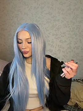 Snapshot of madelinexx chatting on 02-18-26, 12:01 madelinexx online show from 02-18-26, 12:01