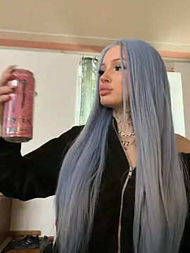 Snapshot of madelinexx chatting on 02-28-26, 12:39 madelinexx online show from 02-28-26, 12:39