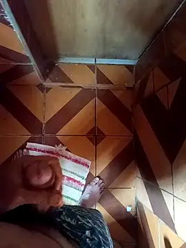 derik272 online show from 02-25-26, 04:27