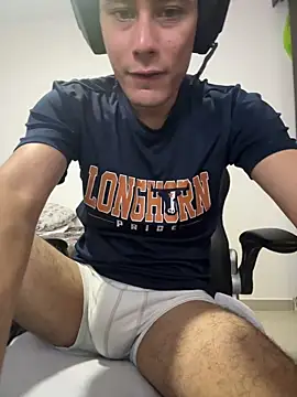 Huge latin cock online show from 04-20-26, 08:10