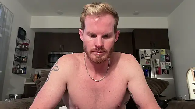 Snapshot of crossfitterguy87 chatting on 01-05-26, 10:57 crossfitterguy87 online show from 01-05-26, 10:57