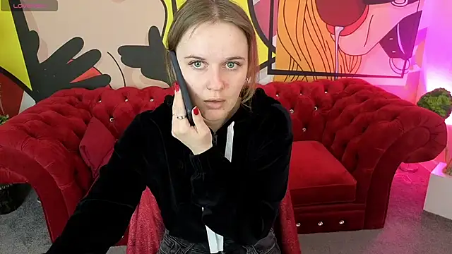 Snapshot of MaribelRiverr_ chatting on 05-04-26, 05:36 MaribelRiverr online show from 05-04-26, 05:36