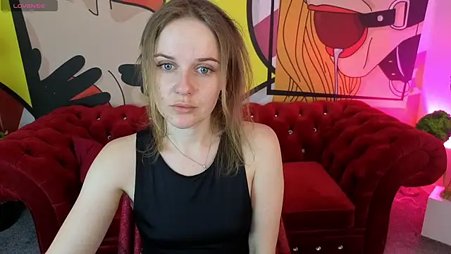 Snapshot of MaribelRiverr_ chatting on 05-09-26, 05:23 MaribelRiverr online show from 05-09-26, 05:23
