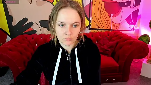Snapshot of MaribelRiverr_ chatting on 05-29-26, 05:27 MaribelRiverr online show from 05-29-26, 05:27
