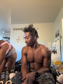 Snapshot of exotic__couple chatting on 09-27-25, 07:30 exotic  couple online show from 09-27-25, 07:30