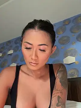 thai-dreamgirl online show from 03-17-26, 10:40