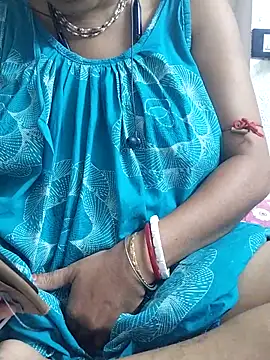 Snapshot of miss-Riy chatting on 06-19-26, 05:06 miss-Riy online show from 06-19-26, 05:06