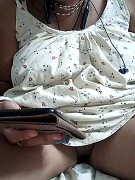 Snapshot of miss-Riy chatting on 06-30-26, 05:14 miss-Riy online show from 06-30-26, 05:14
