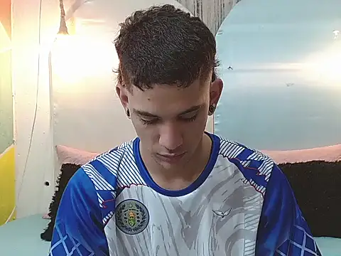 tylor boy online show from 12-03-25, 07:56