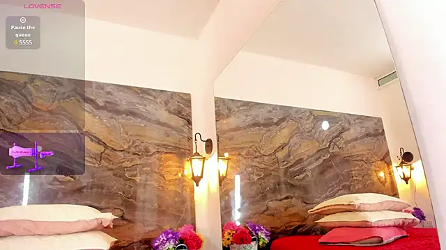 Snapshot of Analiasmith89 chatting on 02-14-25, 02:28 Analiasmith89 online show from 02-14-25, 02:28