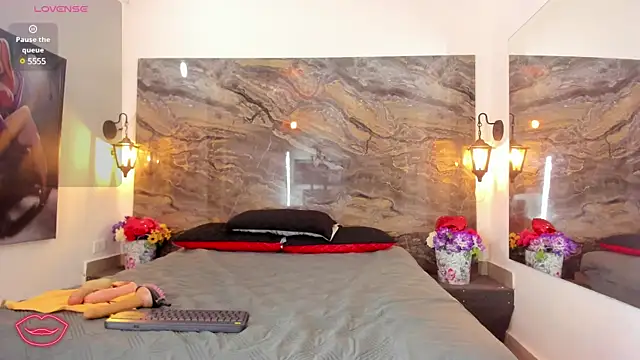 Snapshot of Analiasmith89 chatting on 03-04-25, 02:27 Analiasmith89 online show from 03-04-25, 02:27