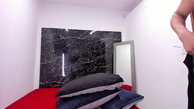 Snapshot of Analiasmith89 chatting on 02-24-26, 03:37 Analiasmith89 online show from 02-24-26, 03:37