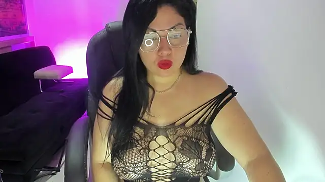 Snapshot of jessicarabbit_1 chatting on 02-18-26, 11:55 jessicarabbit 1 online show from 02-18-26, 11:55